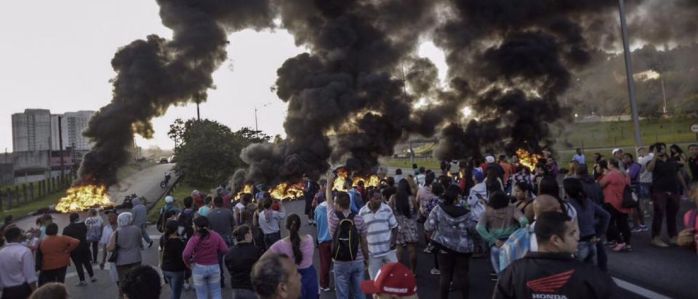 Brezilya: İşçilerden Ve Öğrencilerden Kemer Sıkma Politikalarına Karşı Eylem Günü