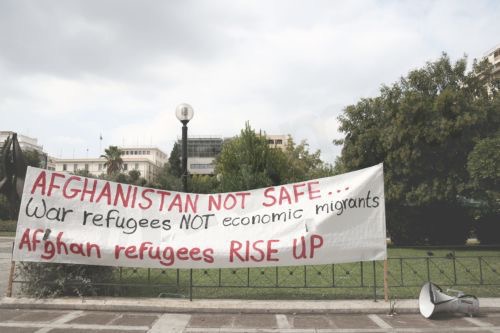 Atina’da mülteciler için yürüyüş düzenlendi: AB-Türkiye geri kabul anlaşması iptal edilsin