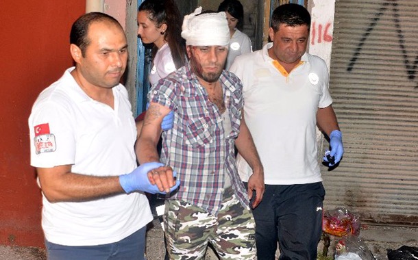 Adana’da Suriyeli aileye ırkçı saldırdı