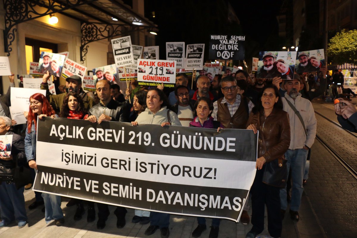 Açlık grevinin 219. gününde Gülmen ve Özakça için Kadıköy’de eylem