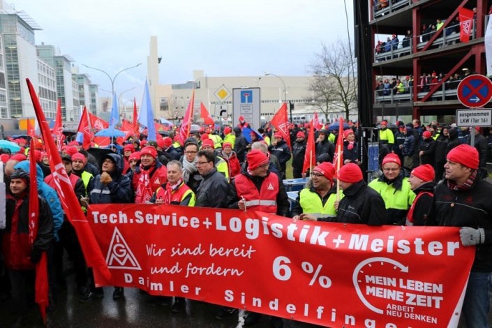 Almanya’da 2 binden fazla fabrikada uyarı grevi yapıldı