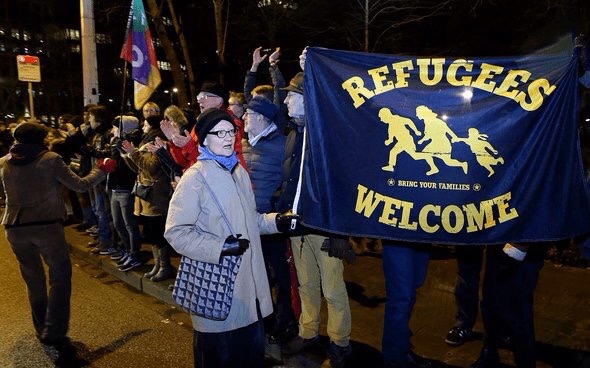 Belçika’da göçmenlerle dayanışma eylemi