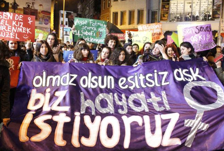 Kadınlar 14 Şubat’ta sokaktaydı: Olmaz olsun eşitsiz aşk