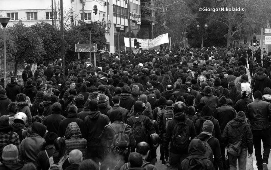 Yunanistan’da Faşistlerin Mitingine Karşı Anti Faşistler Sokaktaydı