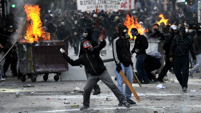 Yunanistan’da anarşistler Temyiz Mahkemesi binasını işgal etti