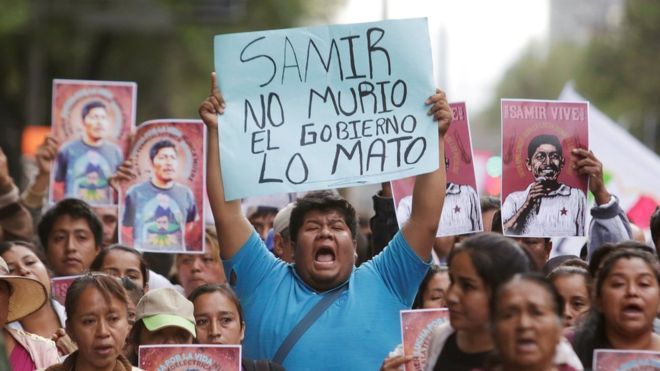 Meksika’da termik santrale karşı mücadele eden aktivistin öldürülmesine karşı binlerce kişi yürüdü