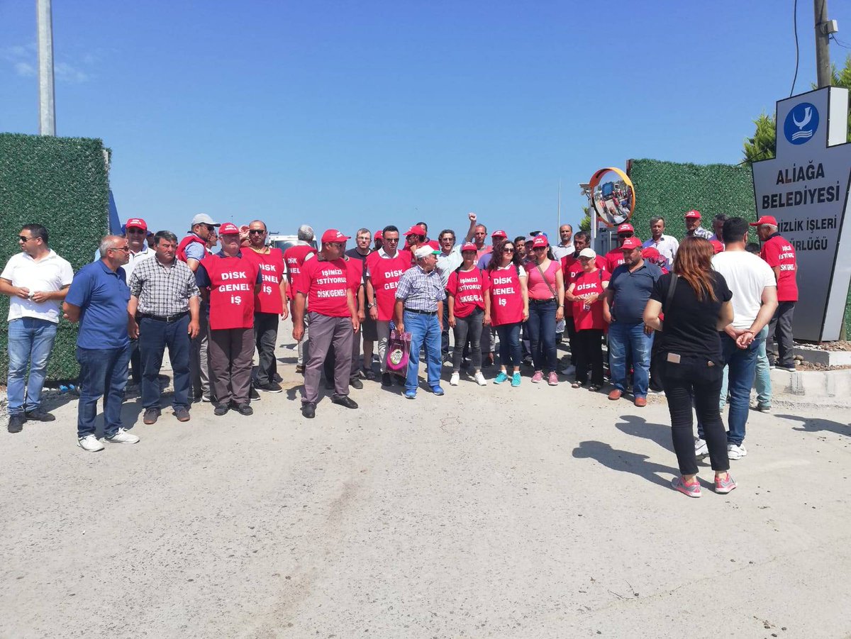 Aliağa Belediyesi işçilerinden işten çıkarmalara karşı grev
