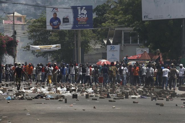 Haiti’de hükümet karşıtı eylemlerde 2 kişi hayatını kaybetti
