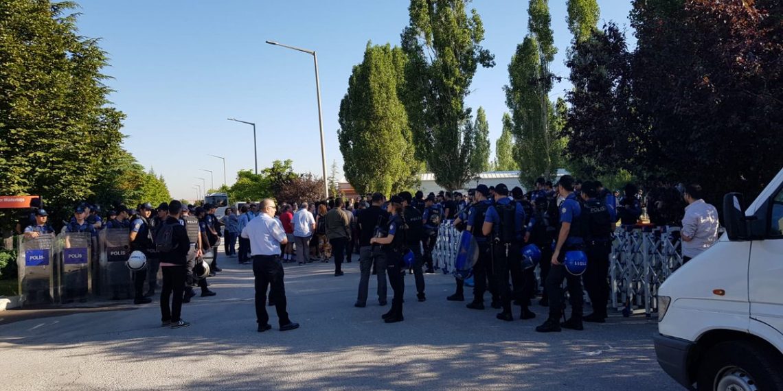 ODTÜ Kavaklık direnişine polis saldırısı