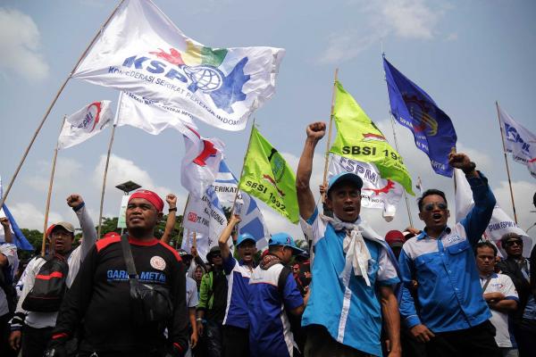 Endonezya’da emekçiler “iş reformuna” karşı sokağa çıktı