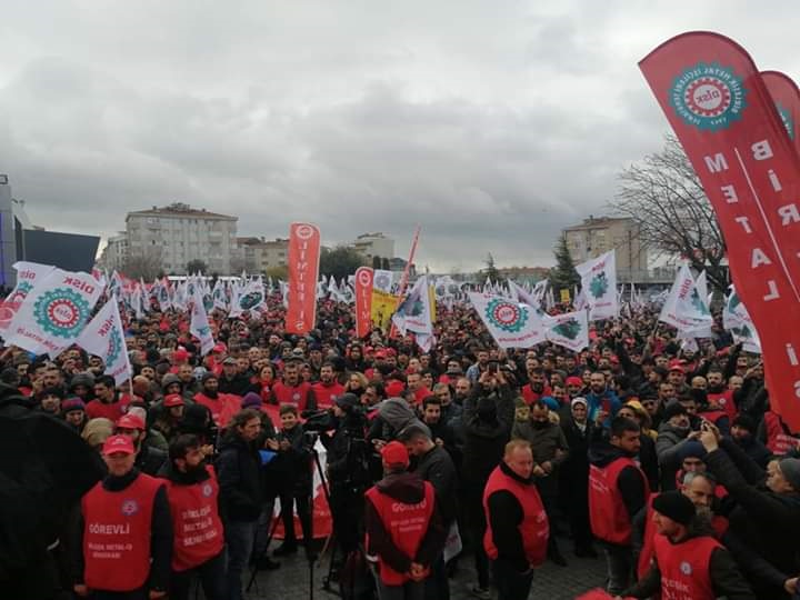 MESS dayatmalarına karşı metal işçileri Bursa ve Gebze’de miting yaptı