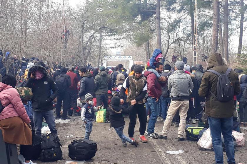 Göçmen Dayanışma Ağı/Ankara ve Ankara Infoshop: Mültecilerin siyaset malzemesi haline getirilmesine son verilsin