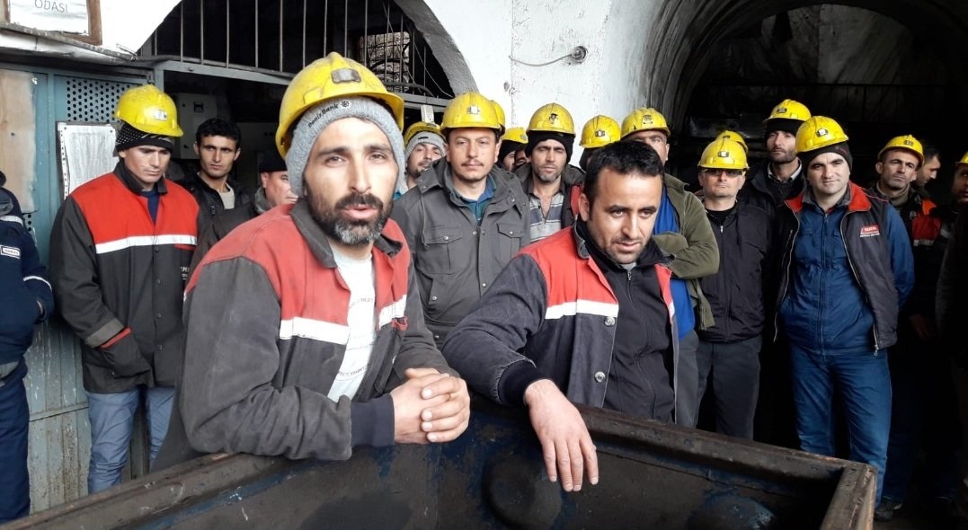 Karaman’da maden işçileri ödenmeyen ücretleri için direnişe başladı