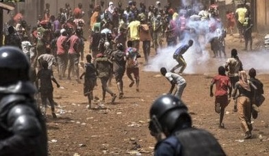 Mali’de motosiklet kullanan bir gencin polis tarafından öldürülmesinden sonra eylem ve çatışmalar