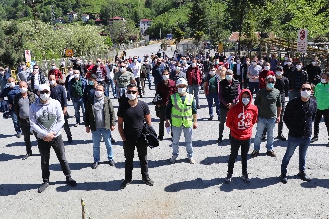 Çayeli Bakır’da çalışan maden işçileri, kıdem zamlarının ödenmesi ve sendika temsilcilerinin üzerindeki baskılara son verilmesi talebiyle greve çıktı