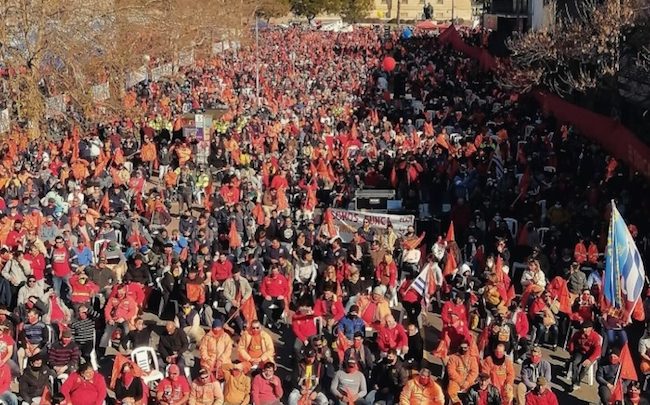 Uruguay’da inşaat işçileri greve çıktı