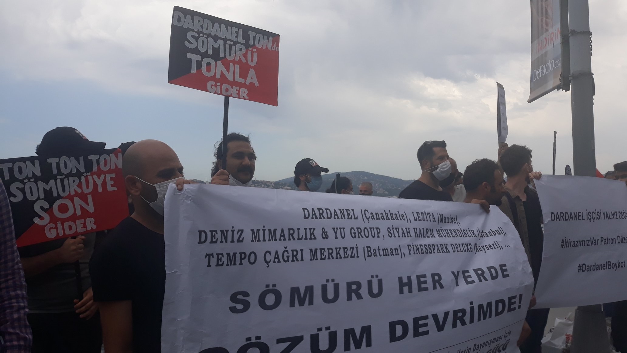 Dardanel fabrikasında işçilere dayatılan devlet destekli esir kampı uygulaması protesto edildi