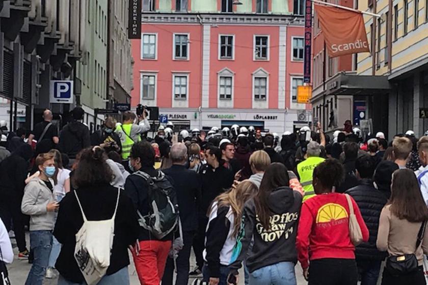 Oslo’da ırkçılar polis korumasında eylem gerçekleştirdi