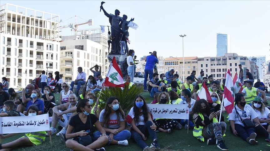 Lübnan’da 17 Ekim protestolarının birinci yılında eylemler düzenlendi