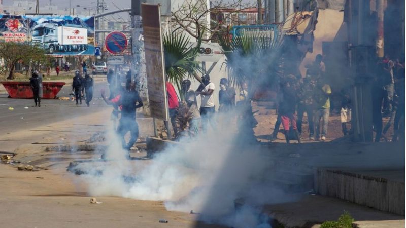 Angola’da artan işsizliğe ve yerel seçimlerin ertelenmesi kararına karşı eyleme polis saldırdı: En az bir kişi yaşamını yitirdi