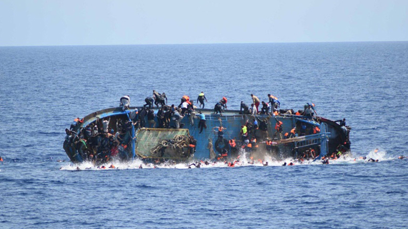 Akdeniz’de yine mülteci katliamı: Libya’dan Avrupa’ya giden mülteci gemisinin batması sonucu en az 74 kişi yaşamını yitirdi