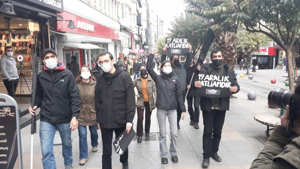 19 Aralık Katliamı’nın yıl dönümünde eylem yapmak isteyen anarşistlere polis saldırdı