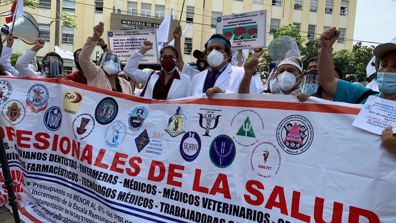 Peru’da sağlık emekçileri süresiz genel greve başladı