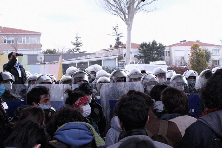 Boğaziçi Üniversitesi’nde yine polis terörü: 24 öğrenci gözaltına alındı
