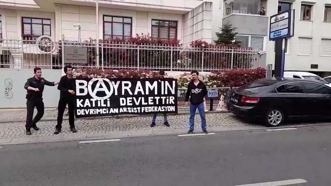 DAF Bayram Memmedov için Azerbaycan Konsolosluğu önünde eylem gerçekleştirdi