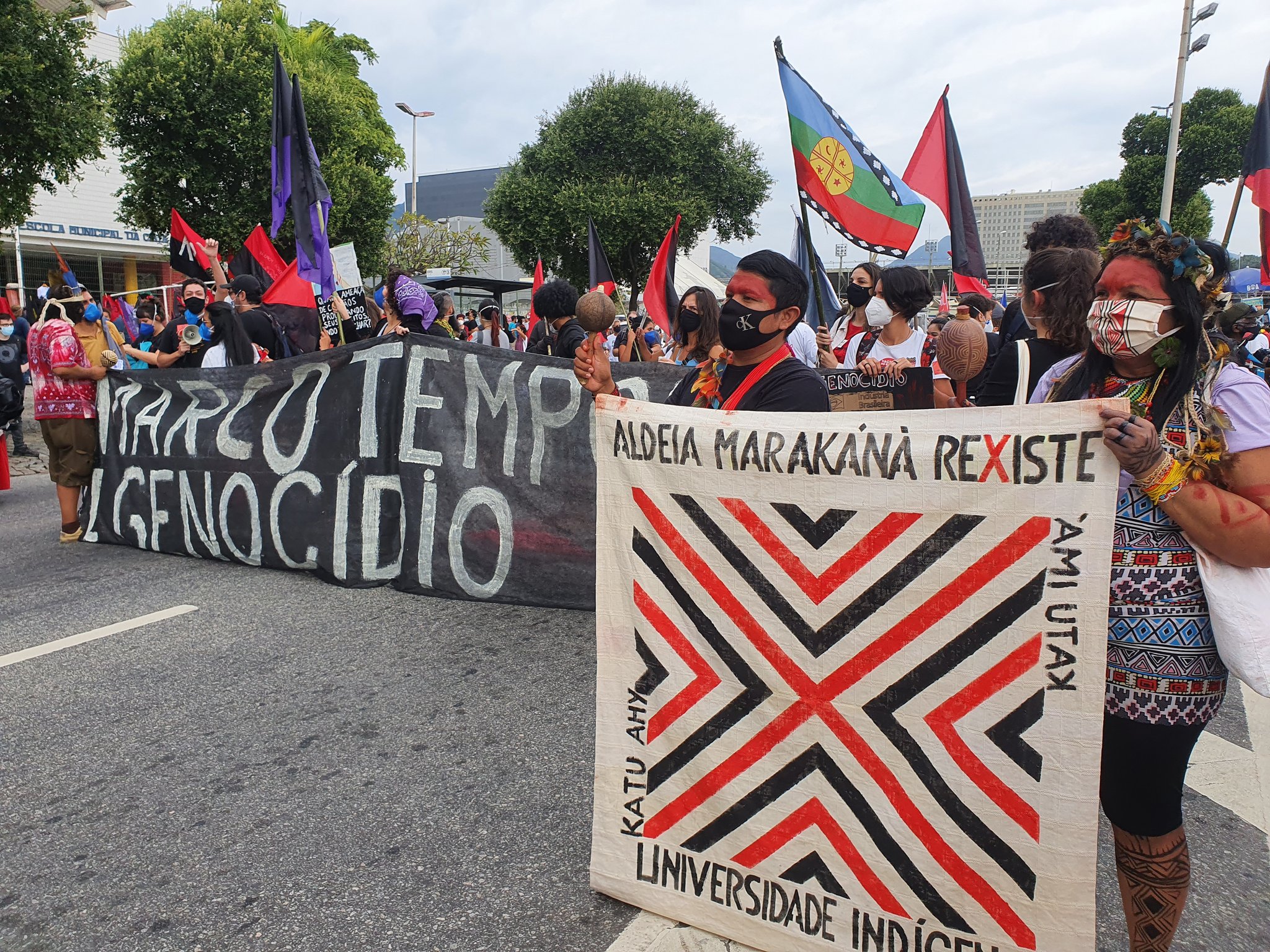 Brezilya’da yüzbinlerce kişi Bolsonaro’nun istifası talebiyle sokağa çıktı