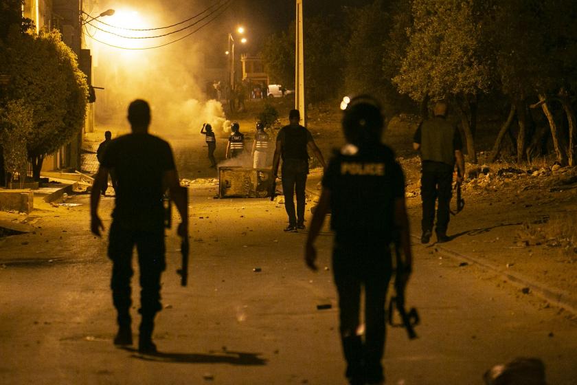 Tunus’ta arka arkaya gelen polis şiddeti haberleri sonrası eylemler patlak verdi