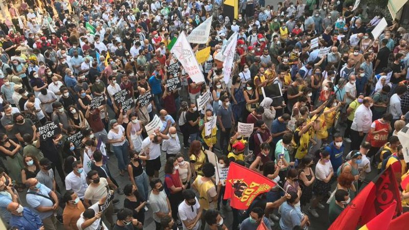 Konya’daki ırkçı katliama karşı birçok şehirde eylemler gerçekleştirildi