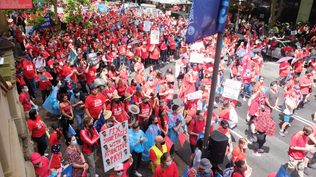 Avustralya’da binlerce devlet okulu öğretmeni bir günlük grev gerçekleştirdi