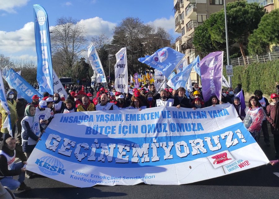 KESK’in çağrısıyla İstanbul ve Ankara’da “Geçinemiyoruz” mitingleri düzenlendi